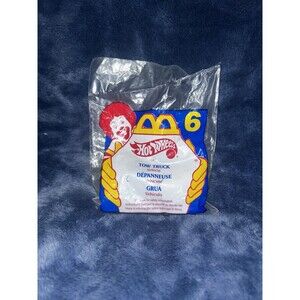 HOT WHEELS McDonalds Cars #6 Tow Truck - SEALED